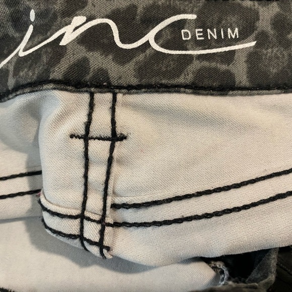 INC stretch animal print denim pants-2p - Picture 3 of 7